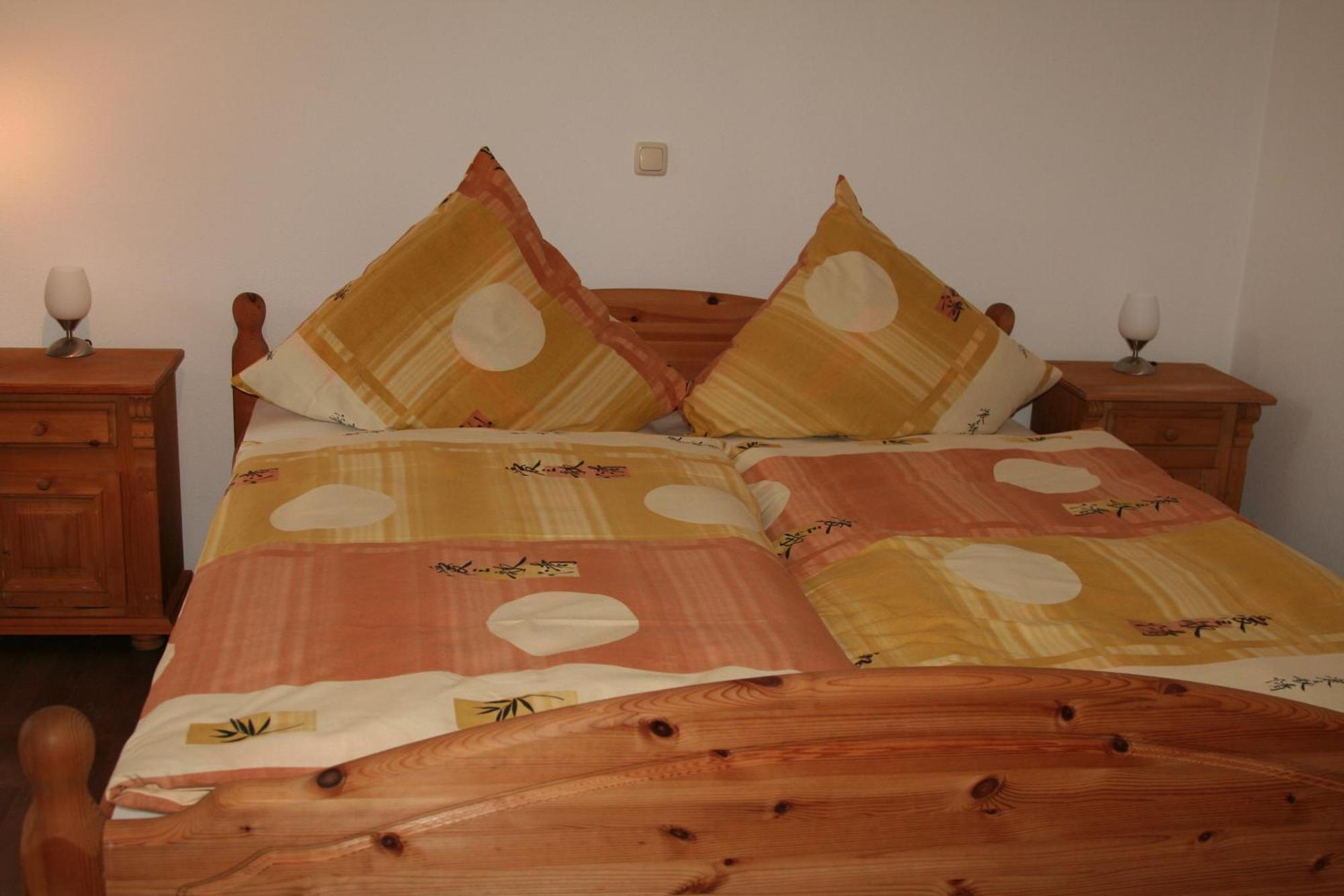 Görlitz Pension Gina מראה חיצוני תמונה